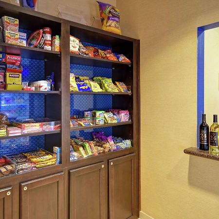 Hampton Inn & Suites Folsom Εξωτερικό φωτογραφία