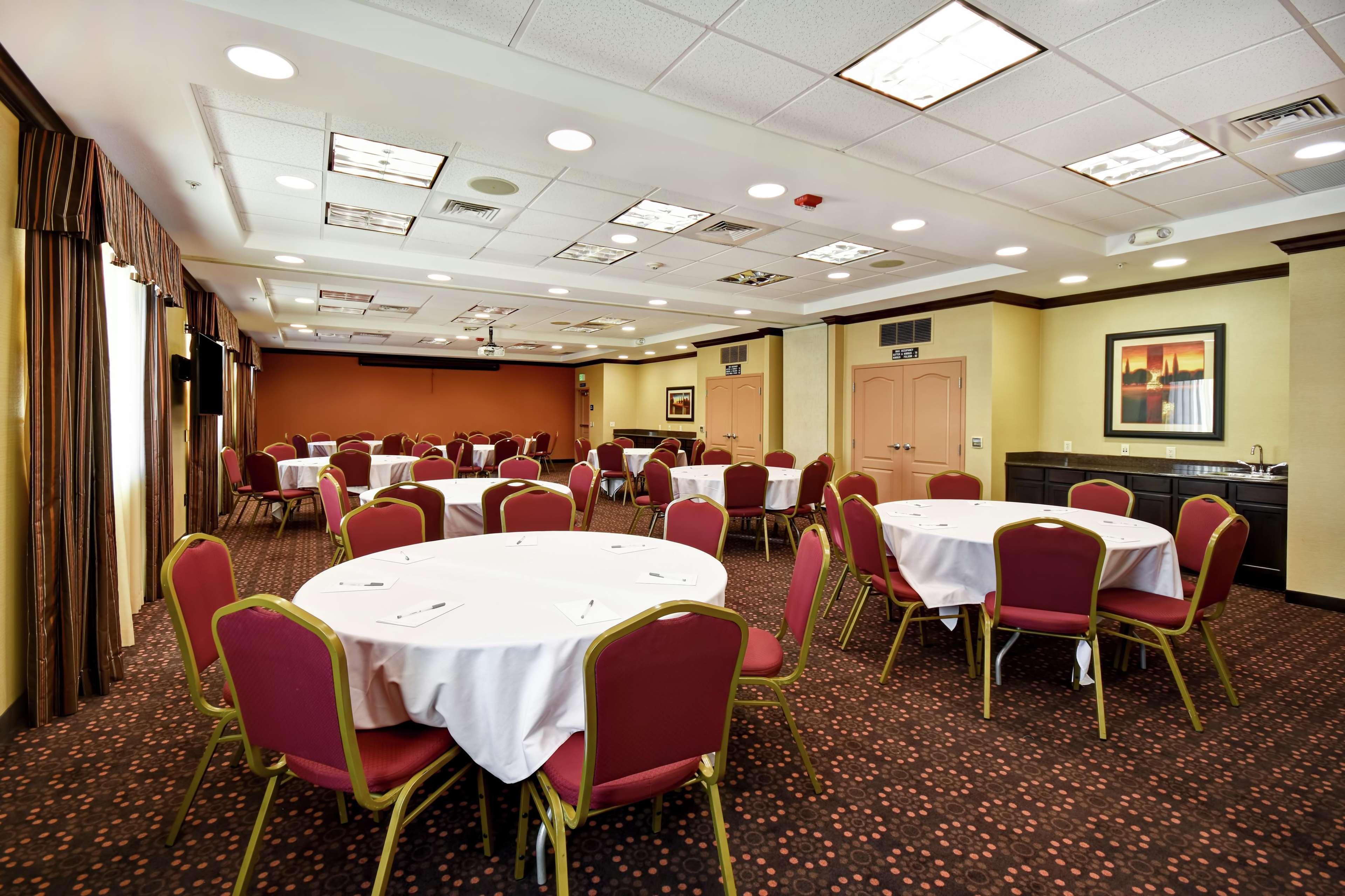 Hampton Inn & Suites Folsom Εξωτερικό φωτογραφία