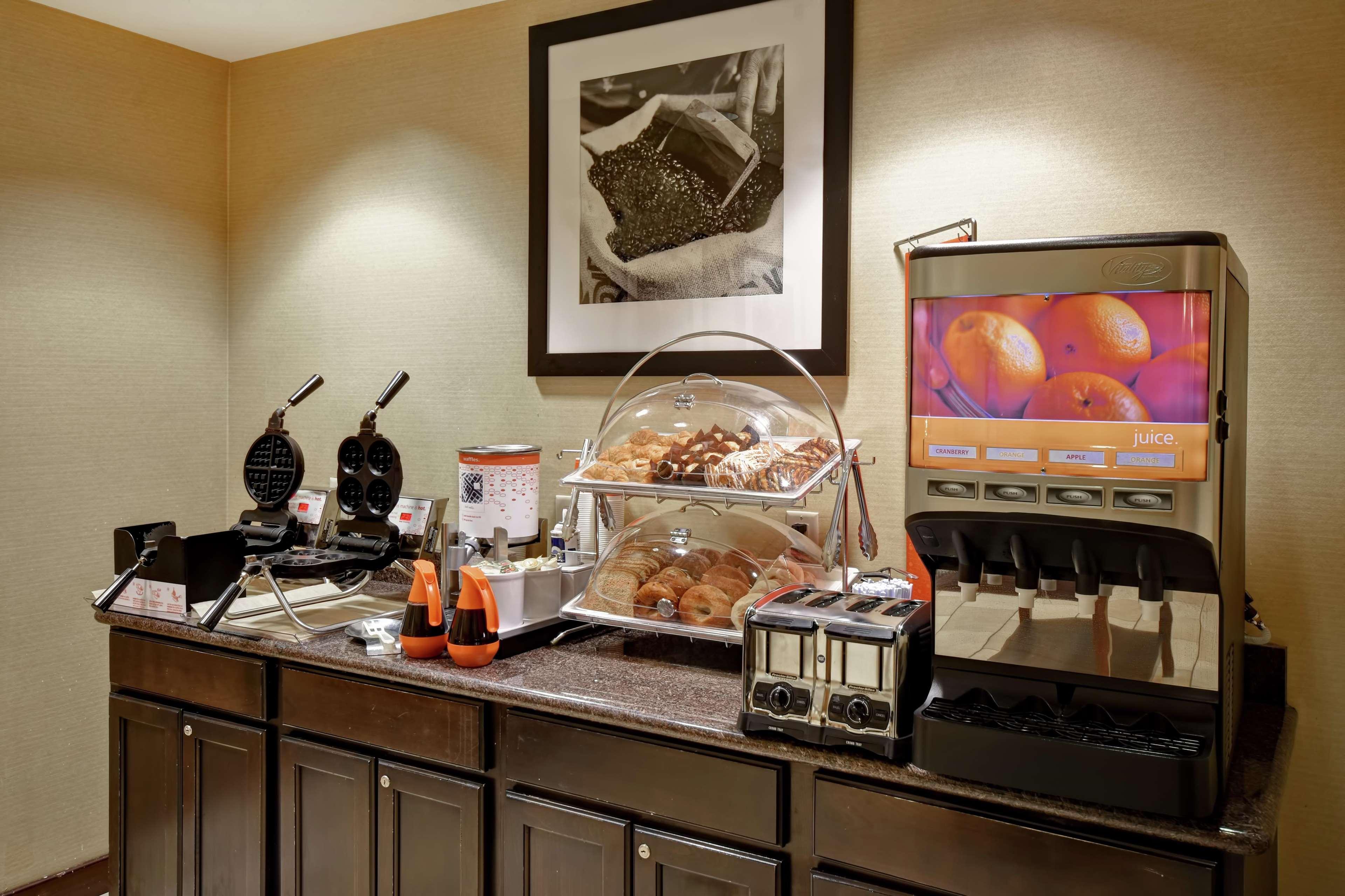 Hampton Inn & Suites Folsom Εξωτερικό φωτογραφία