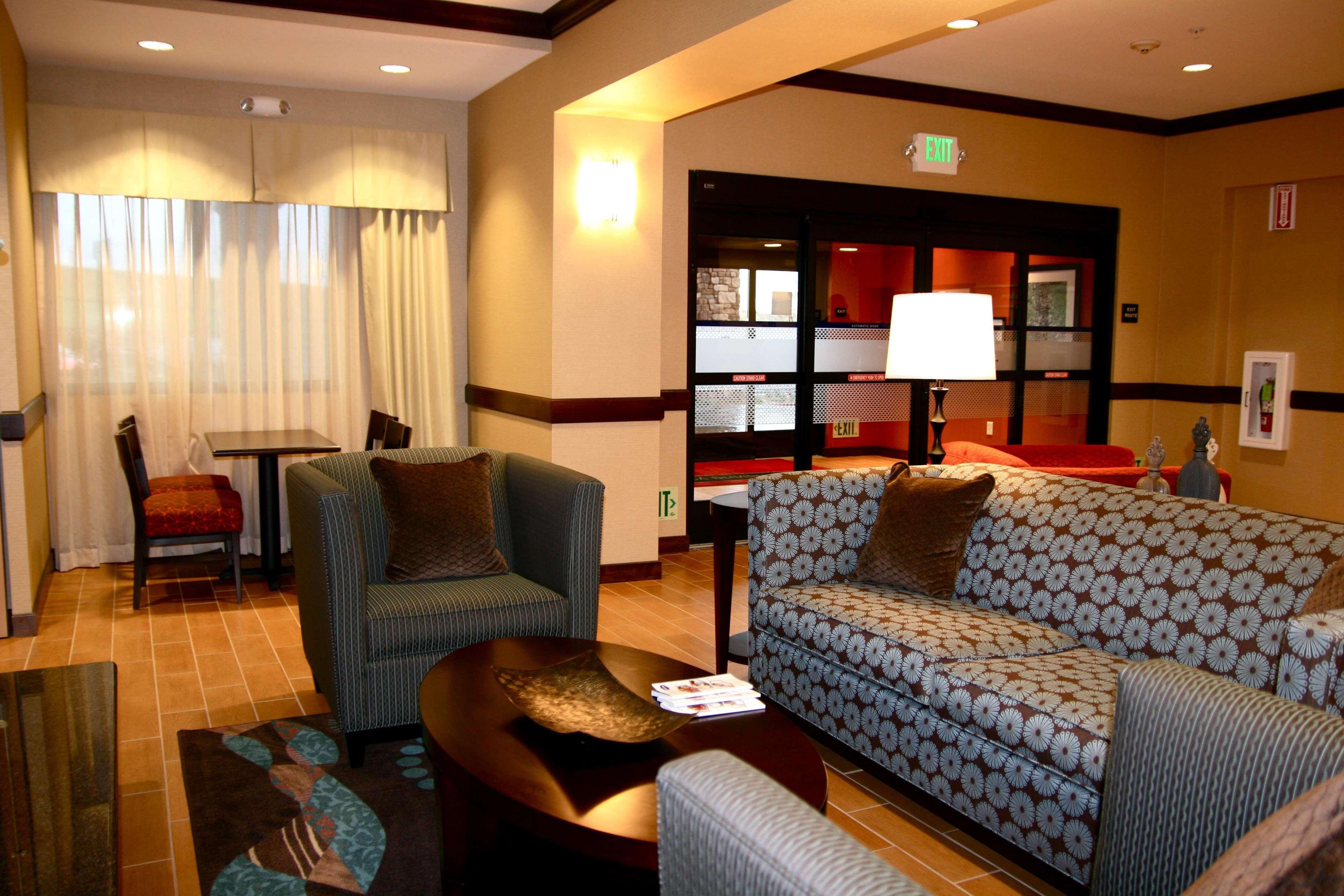 Hampton Inn & Suites Folsom Εξωτερικό φωτογραφία