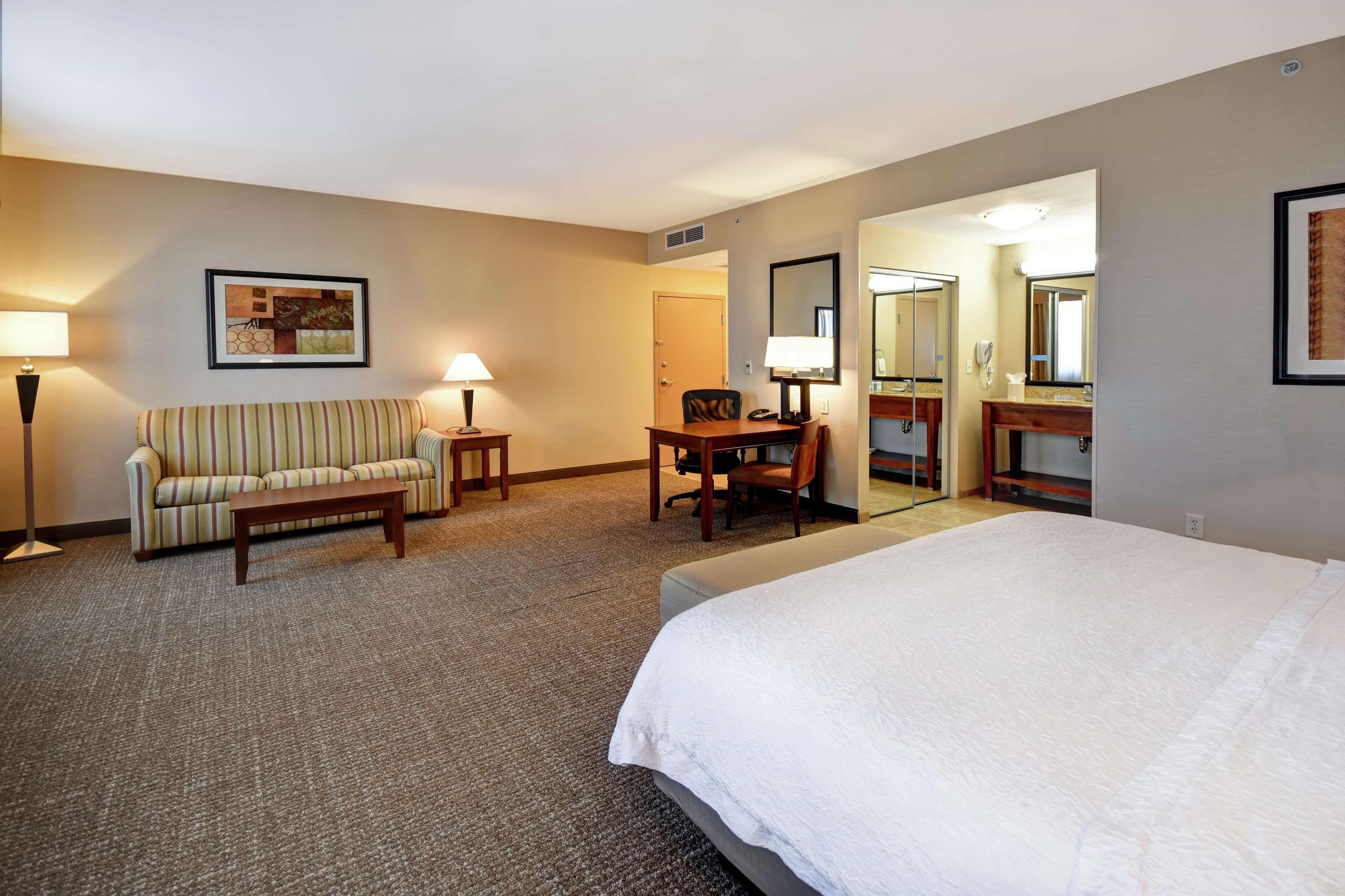 Hampton Inn & Suites Folsom Εξωτερικό φωτογραφία