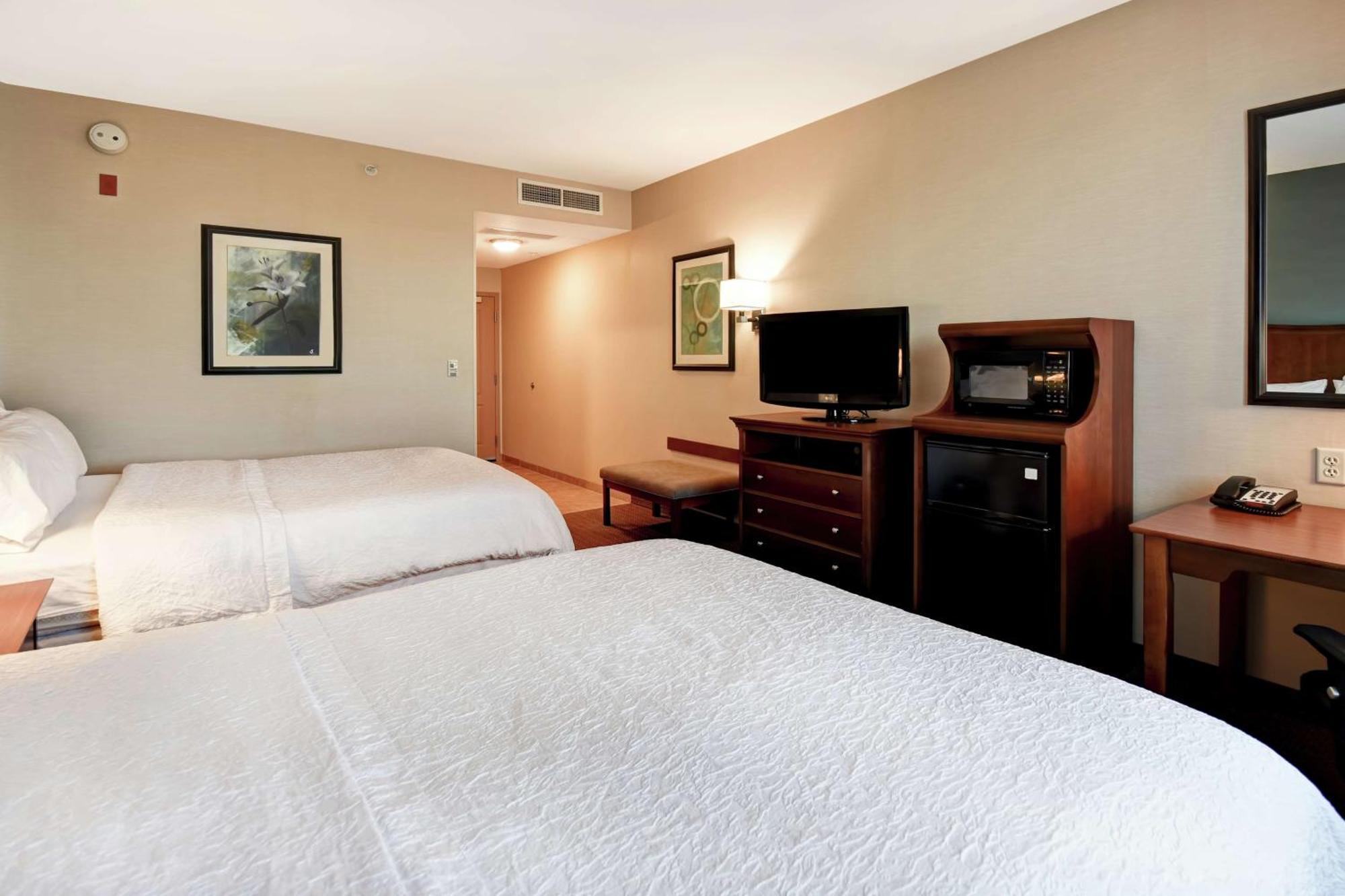 Hampton Inn & Suites Folsom Εξωτερικό φωτογραφία
